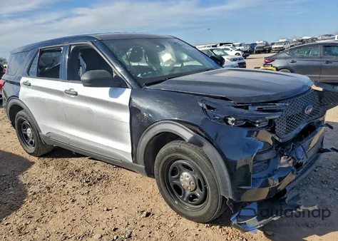 2021 Ford Explorer Police Interceptor z USA, uszkodzony, nr VIN 1FM5K8AB6MGA46987